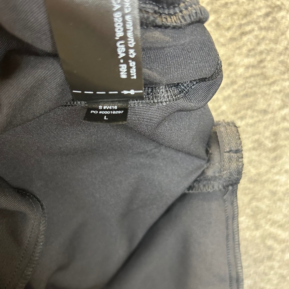Vuori Sunday Performance Joggers Mens Large Black V416 Tapered Sweatpants Zip - Picture 5 of 8